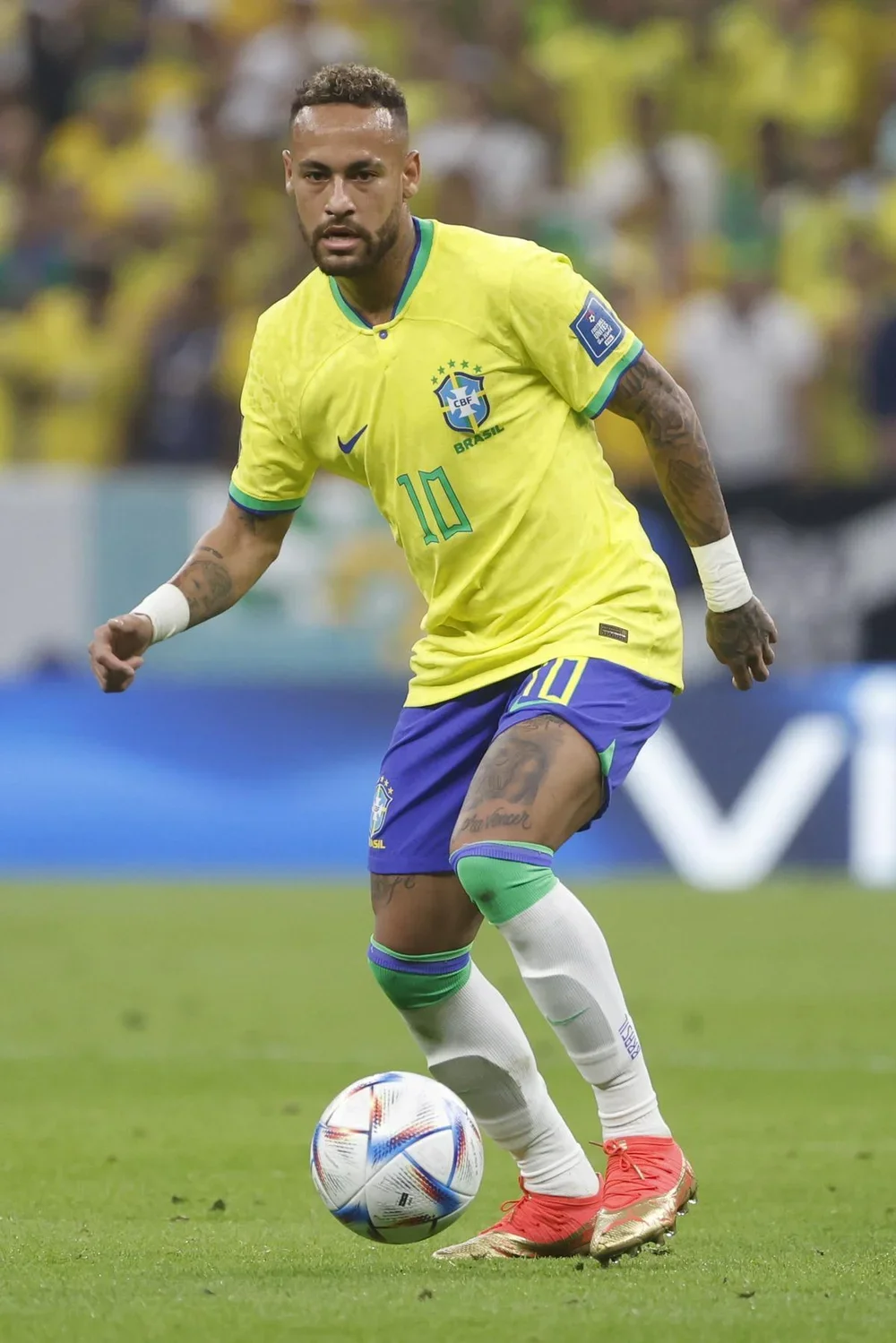 GR4255. LUSAIL (CATAR), 24/11/2022.- Neymar de Brasil controla el balón hoy, en un partido de la fase de grupos del Mundial de Fútbol Qatar 2022 entre Brasil y Serbia en el estadio Lusail en Lusail (Catar). EFE/ Juan Ignacio Roncoroni